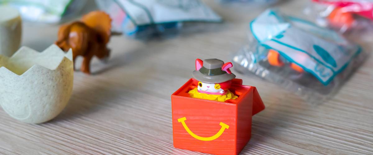 Various cartoon and game characters from McDonald's happy meal. Children's toy collections.