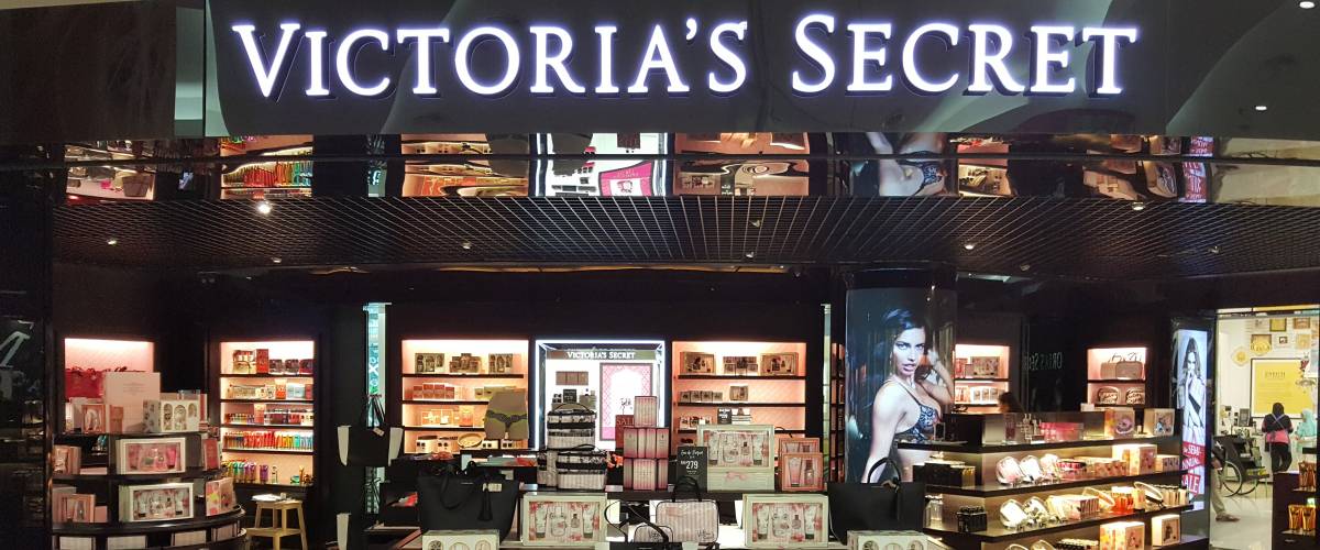Victoria's Secret store front