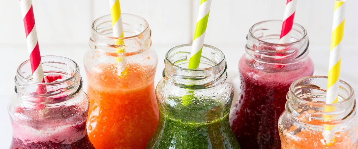 7 Healthiest Store-Bought Smoothies—and 4 To Avoid