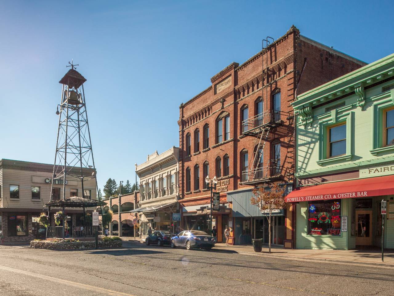 Camino, California street