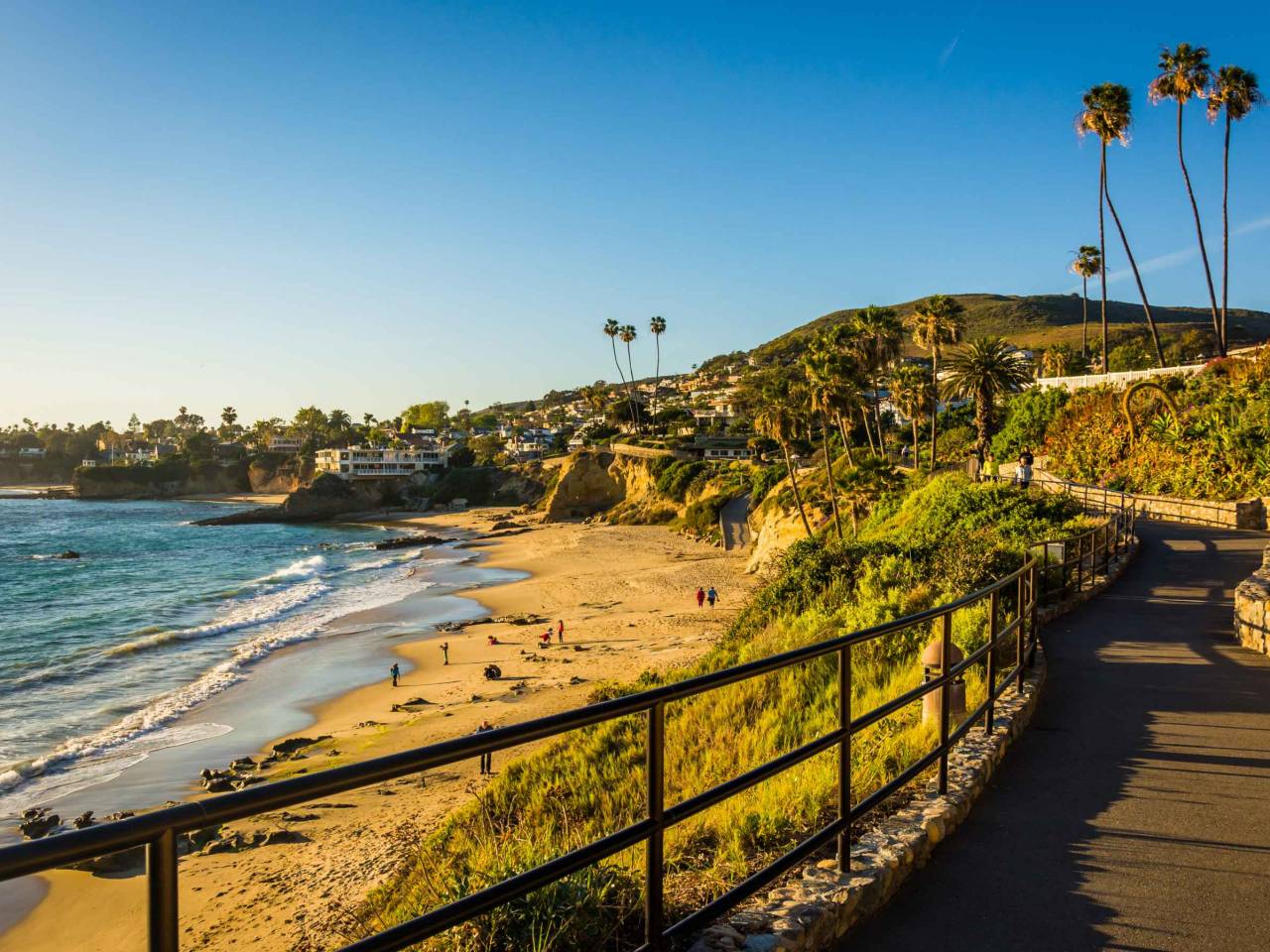 Walkway and view of the Pacific Ocean at Heisler Park, in Laguna Beach, California.