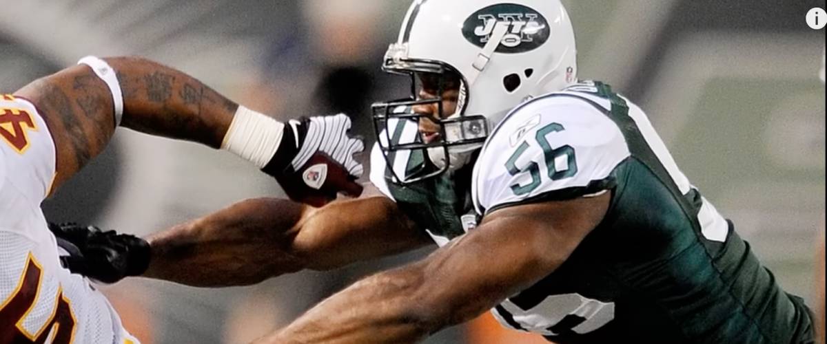Side shot of Vernon Gholston in Jets Jersey