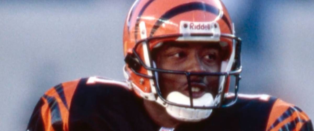 Akili Smith in football uniform