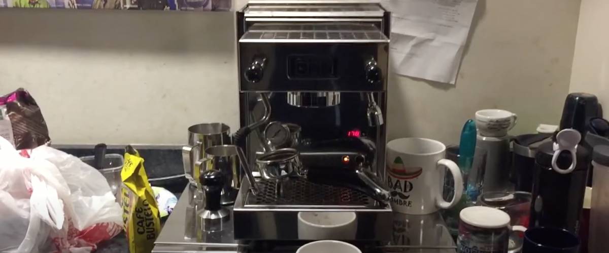 Expresso machine gifted by Tom Hanks to White House