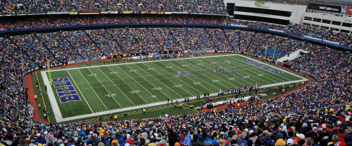 Ranked: The Most (And Least) Expensive Stadiums for NFL Fans to Watch a  Football Game