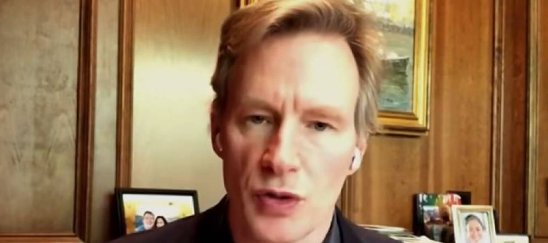 analyst Mark Mahaney talking to CNBC