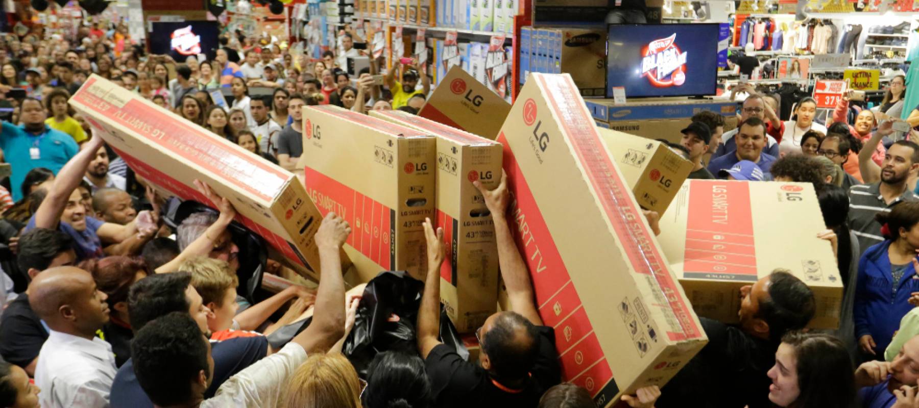 Customers fight over TVs