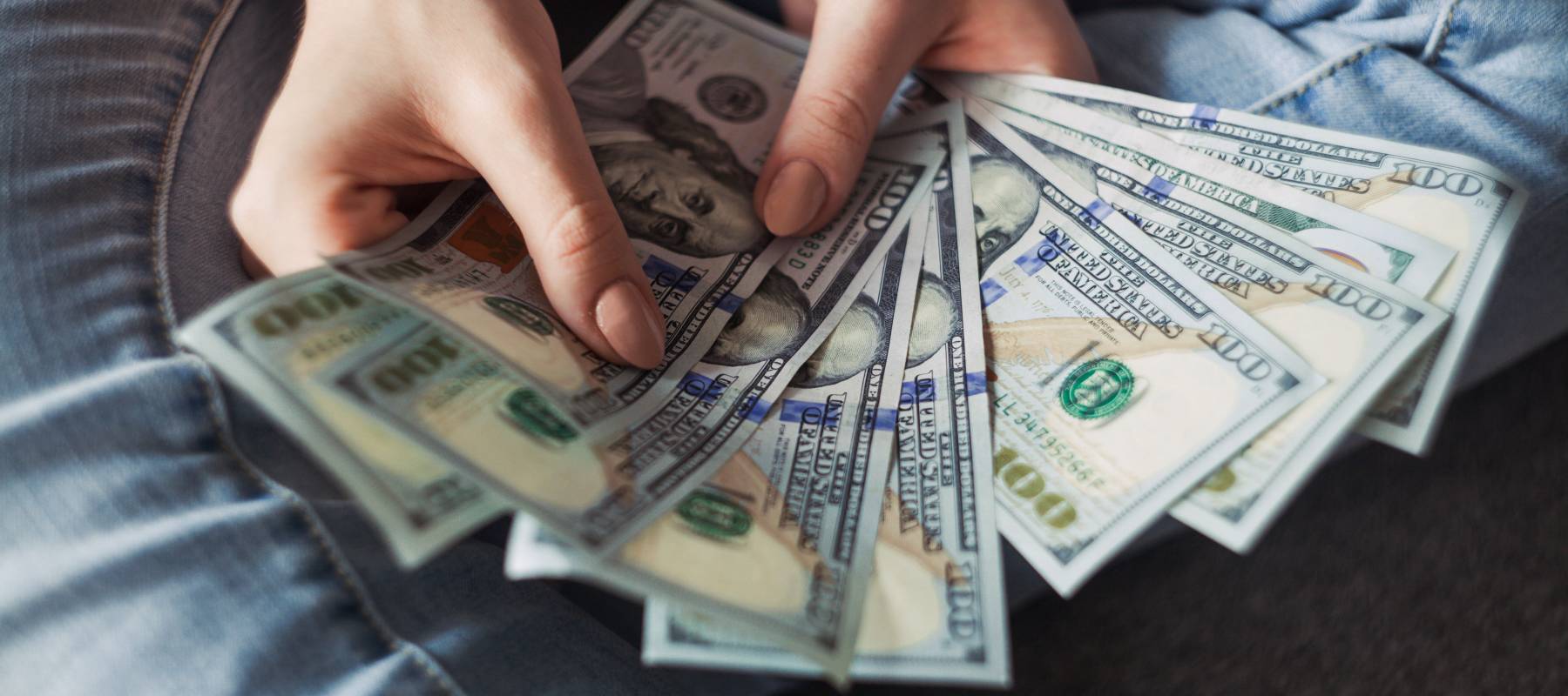Handful of US cash