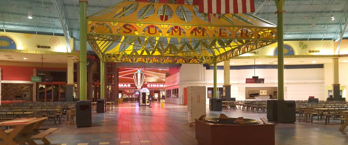 America's 6 Saddest Zombie Malls