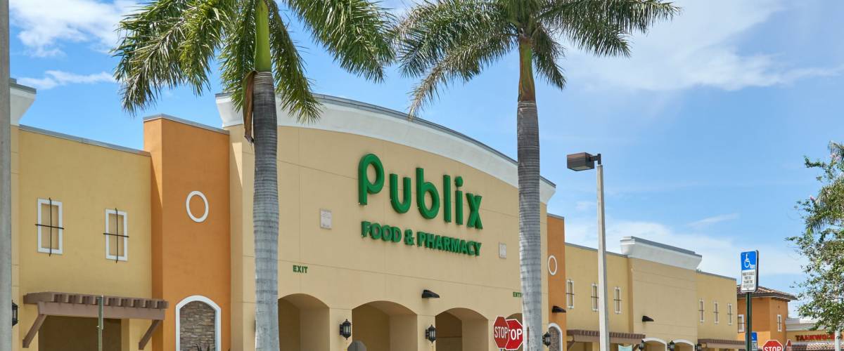 Walmart Neighborhood Market Miami, Phillip Pessar