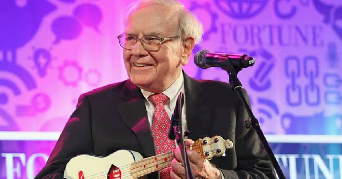 3 Stocks Warren Buffett Likes Ahead Of A Looming Recession | Moneywise