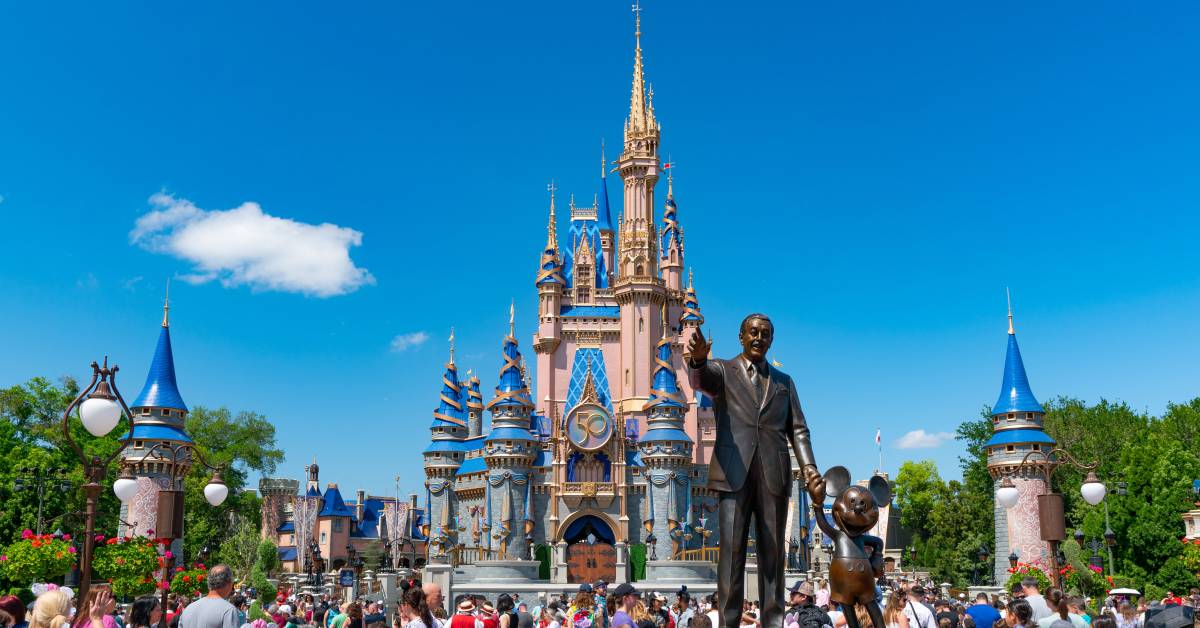 What's behind the summer slump at Disney World and Universal Orlando