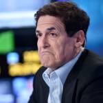Mark Cuban makes an exaggerated frown on the set of Fox News.