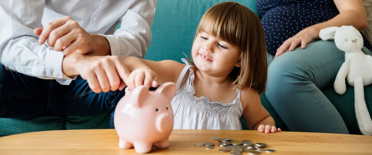kids savings piggy bank