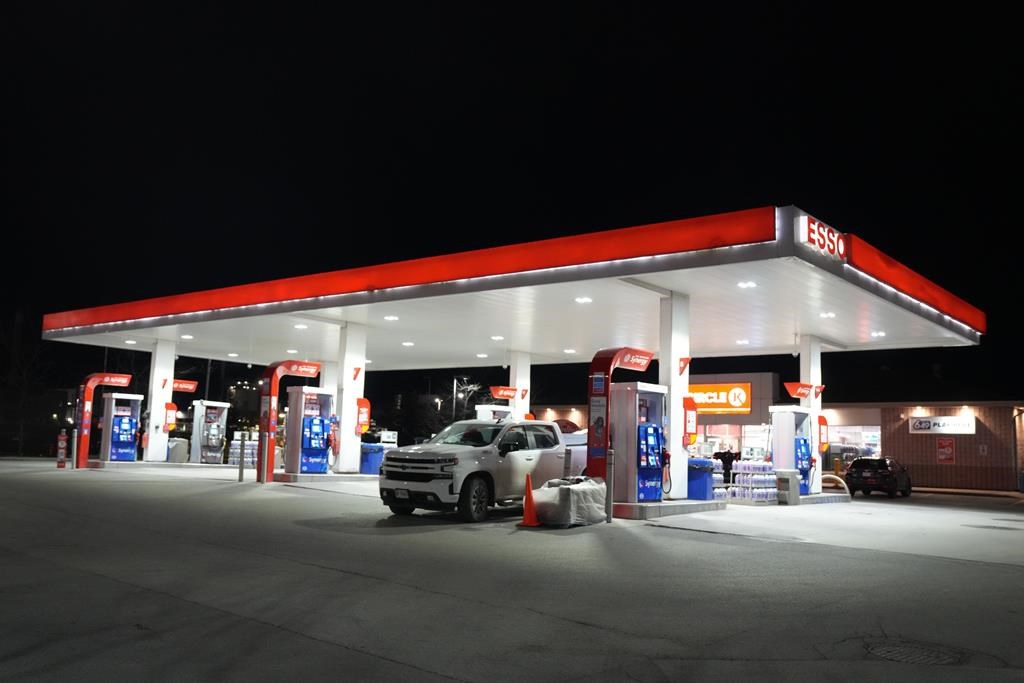 Statistics Canada says retail sales fell 0.1 per cent to $66.7 billion in February, weighed down by lower sales at gasoline stations and fuel vendors. A gas station is seen in Toronto on Thur