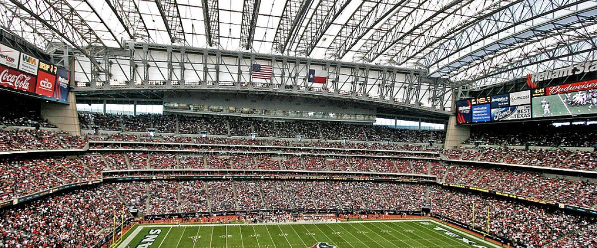 The Most and Least Expensive Things at NFL Stadiums in 2015