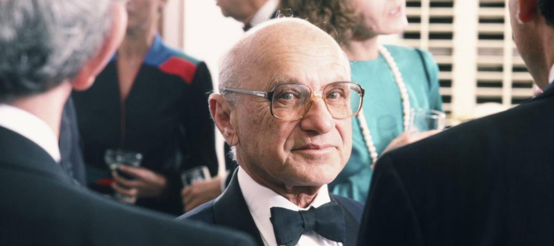 Nobel Prize-winning economist Milton Friedman attends a 1986 Beverly Hills charity dinner in his honor.