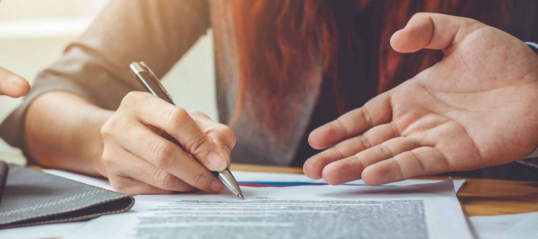 Business contract. agreement was signed co-investment business