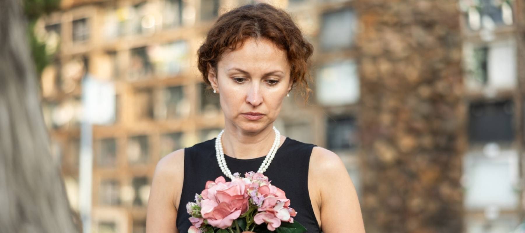woman in mourning clothes