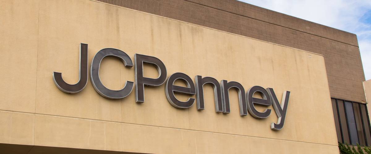 SALINAS, CA/USA - FEBRUARY 8, 2014: JC Penny store in Salinas California. J. C. Penney Company Inc. is a chain of American mid-range department stores based in Plano, Texas.