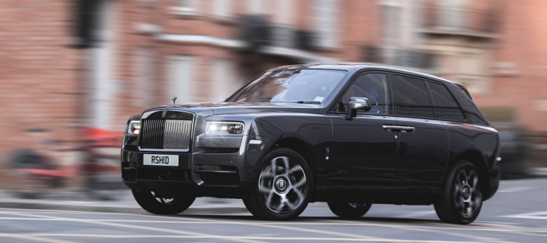 Luxury cars like Rolls-Royce Cullinans are being targeted by thieves.