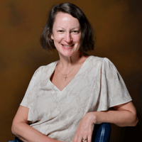 Robyn Tellefsen, contributor at Moneywise.com