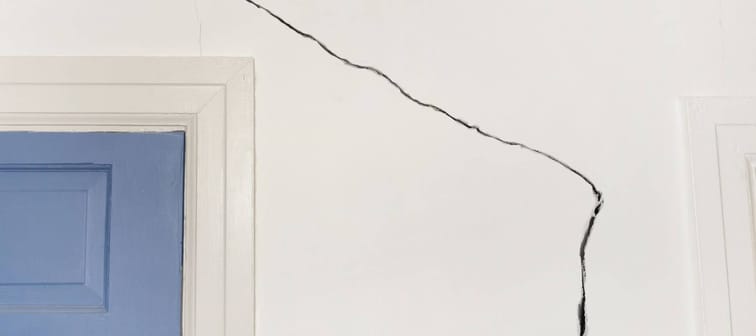 Crack in the wall of a home indicating foundation defects