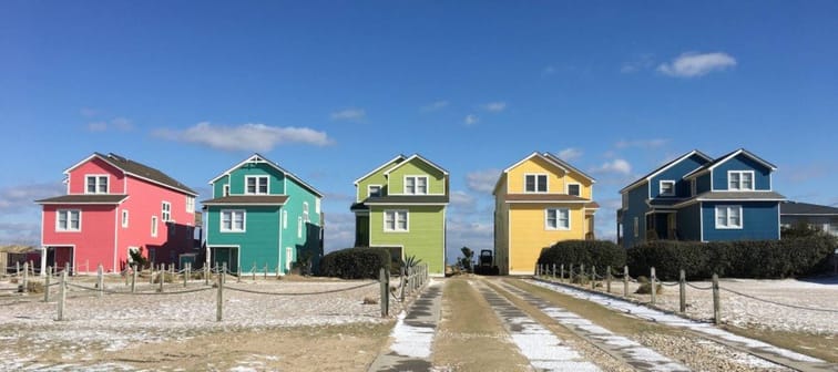 Homes and Neighborhoods/Pastels North Carolina