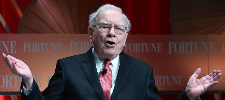 Warren Buffett, chairman and CEO of Berkshire Hathaway, speaks to a crowd at the Mandarin Hotel in Washington, D.C., Oct. 13, 2015