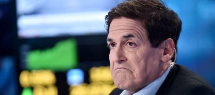Mark Cuban makes an exaggerated frown on the set of Fox News.