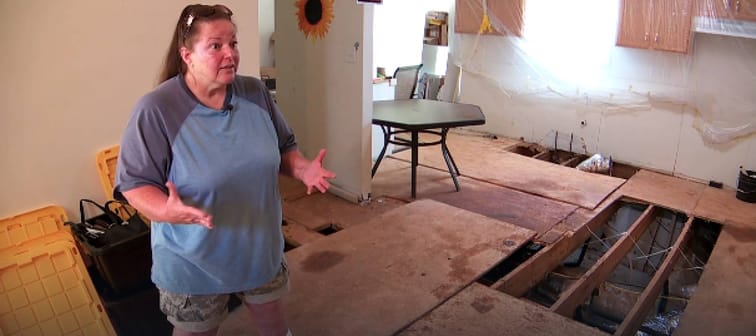 Amanda Blount talking about the sinkhole beneath her home