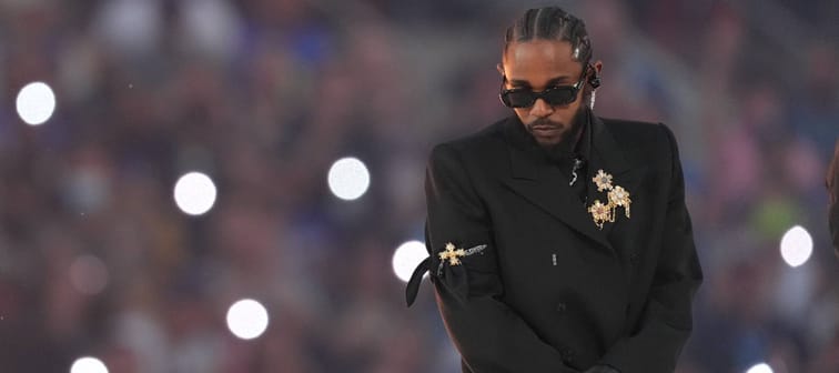 who played super bowl halftime show in 2025