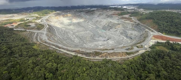 The open pit copper mine Cobre Panam&aacute;, run by Panamanian Mining company Minera Panam&aacute;, a subsidiary of Canada's First Quantum Minerals Ltd., stands in Donoso, Panama, Dec. 6, 20