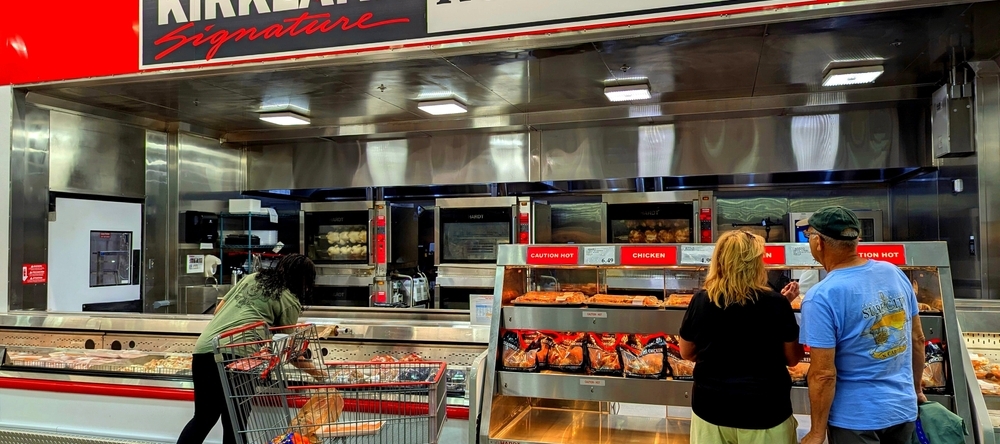 As food prices climb, more shoppers are swapping takeout for grocery-prepared meals.