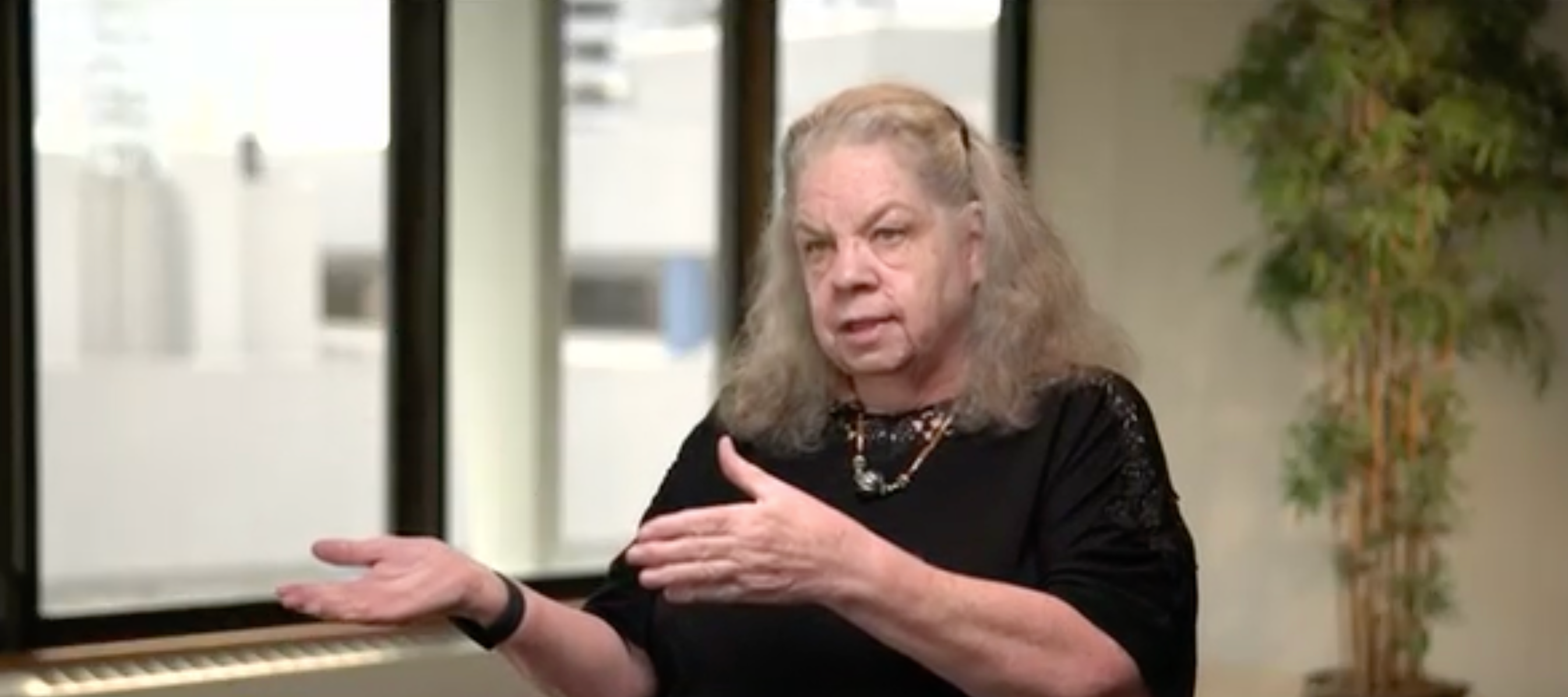 There are issues with some U.S. retailers overcharging customers for products tagged as being on sale.