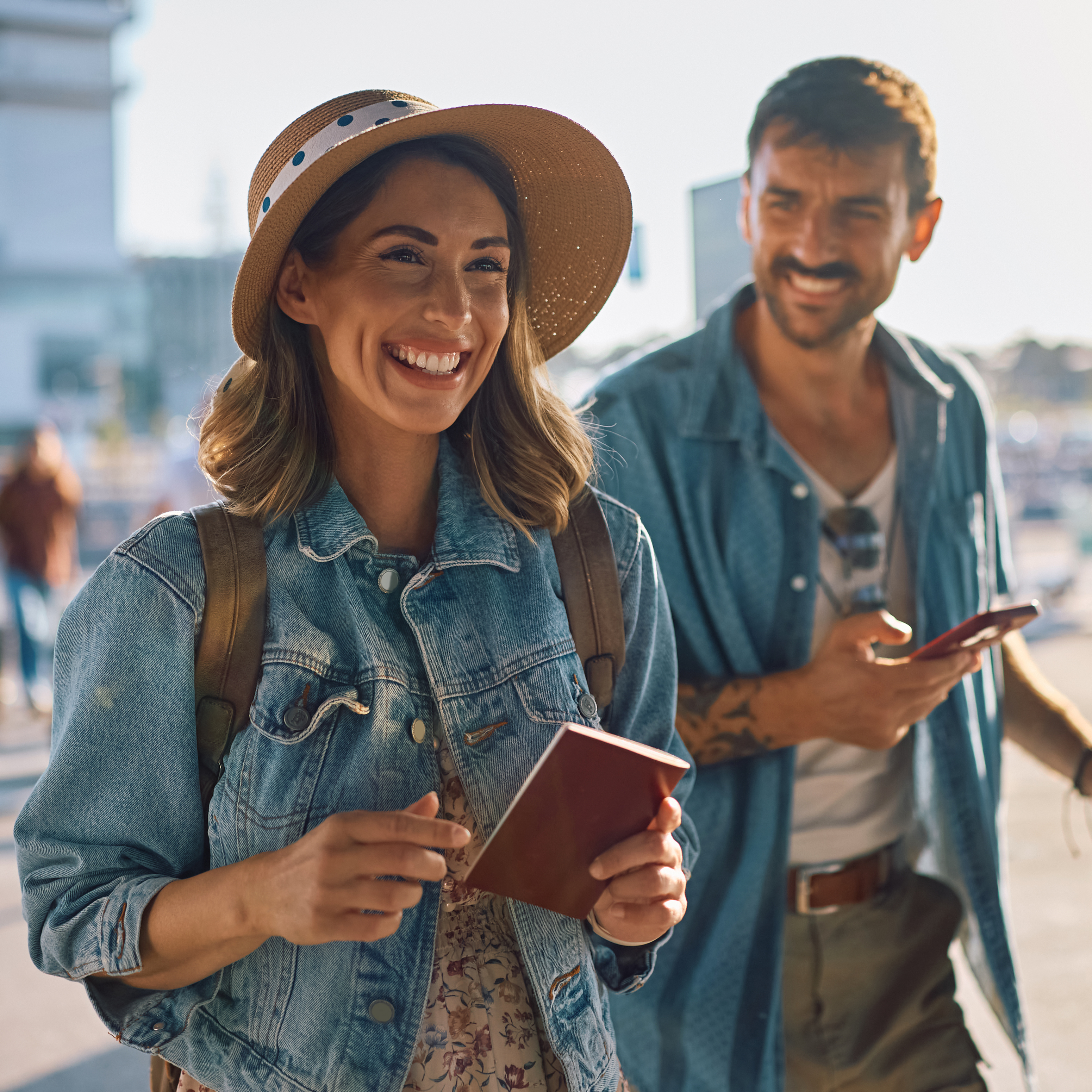 A happy couple is set to embark on a vacation.