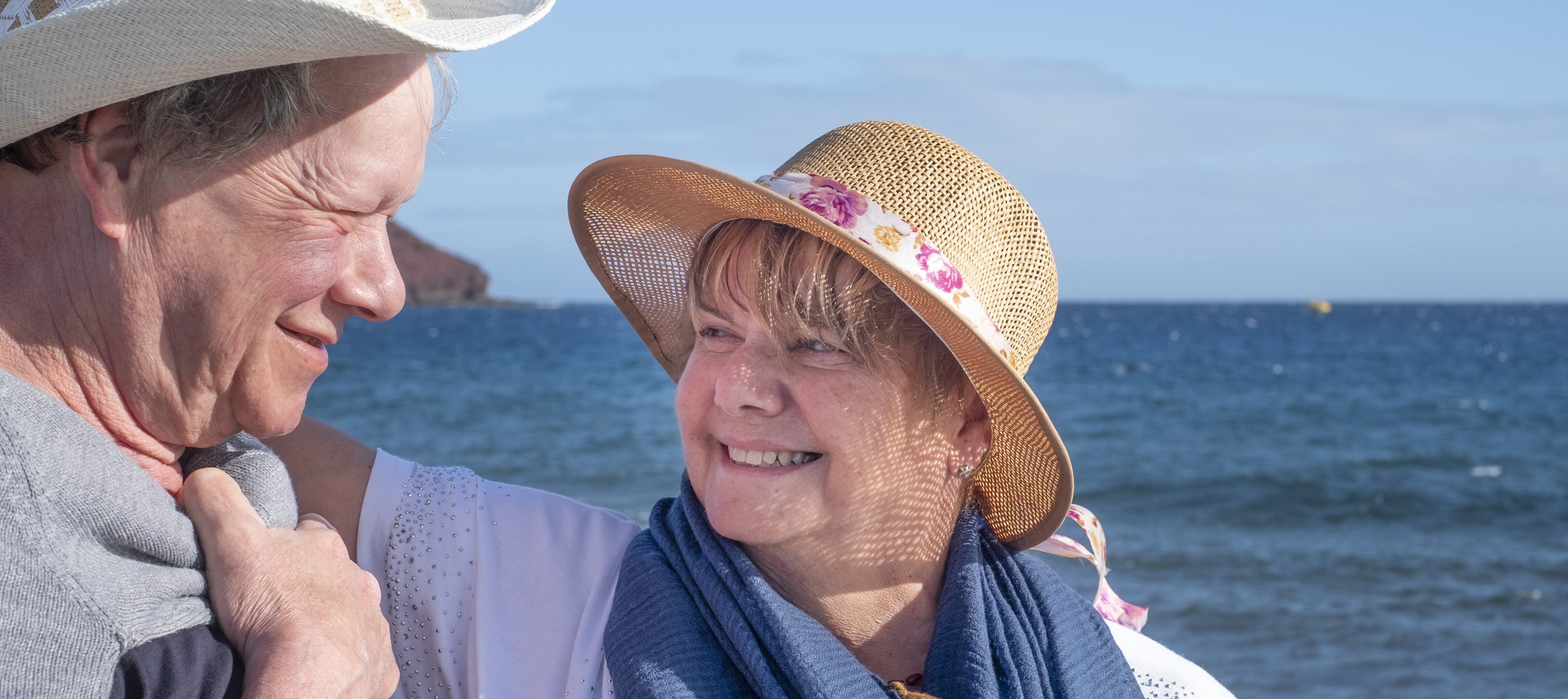 Retired couple enjoying vacation.
