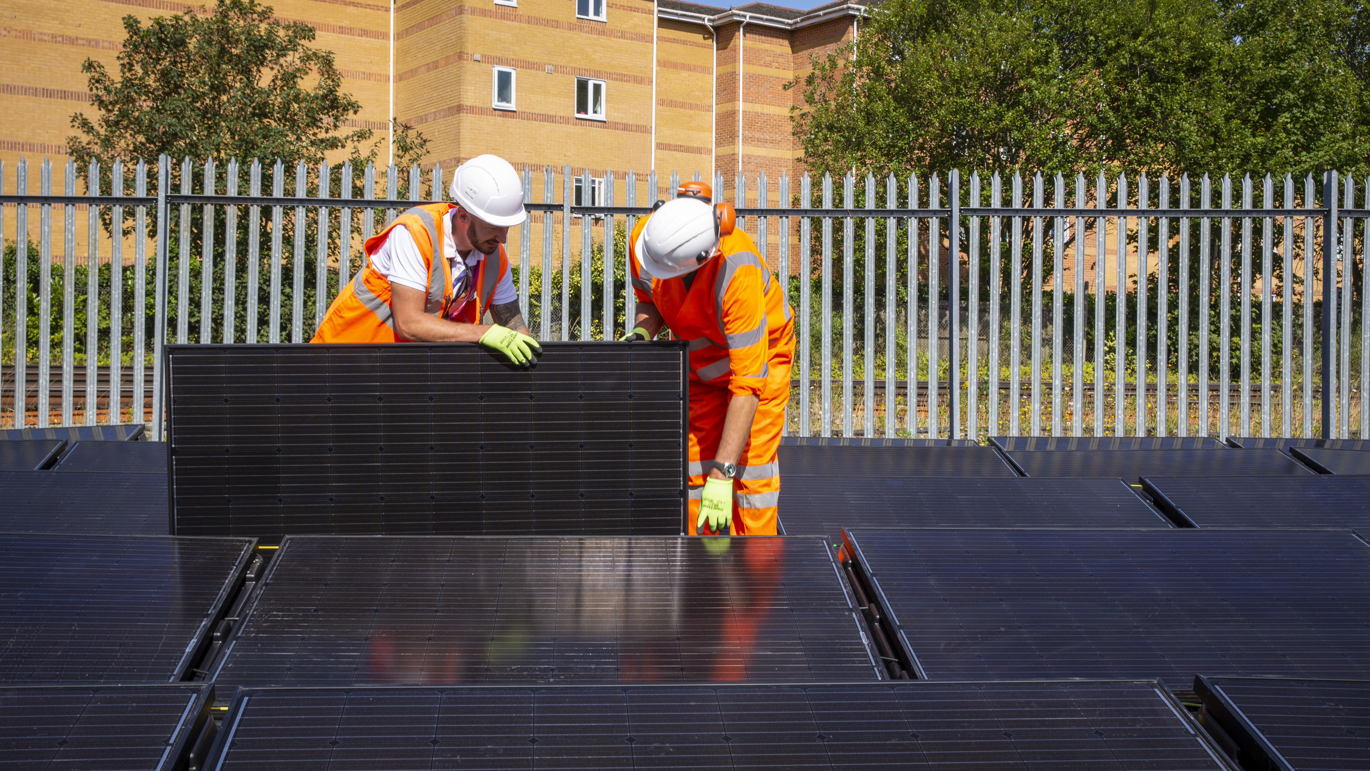 NYC Sues Solar Panel Company Accused of Defrauding Hundreds - Promised $0 Electric Bills. How To Spot a Solar Scam