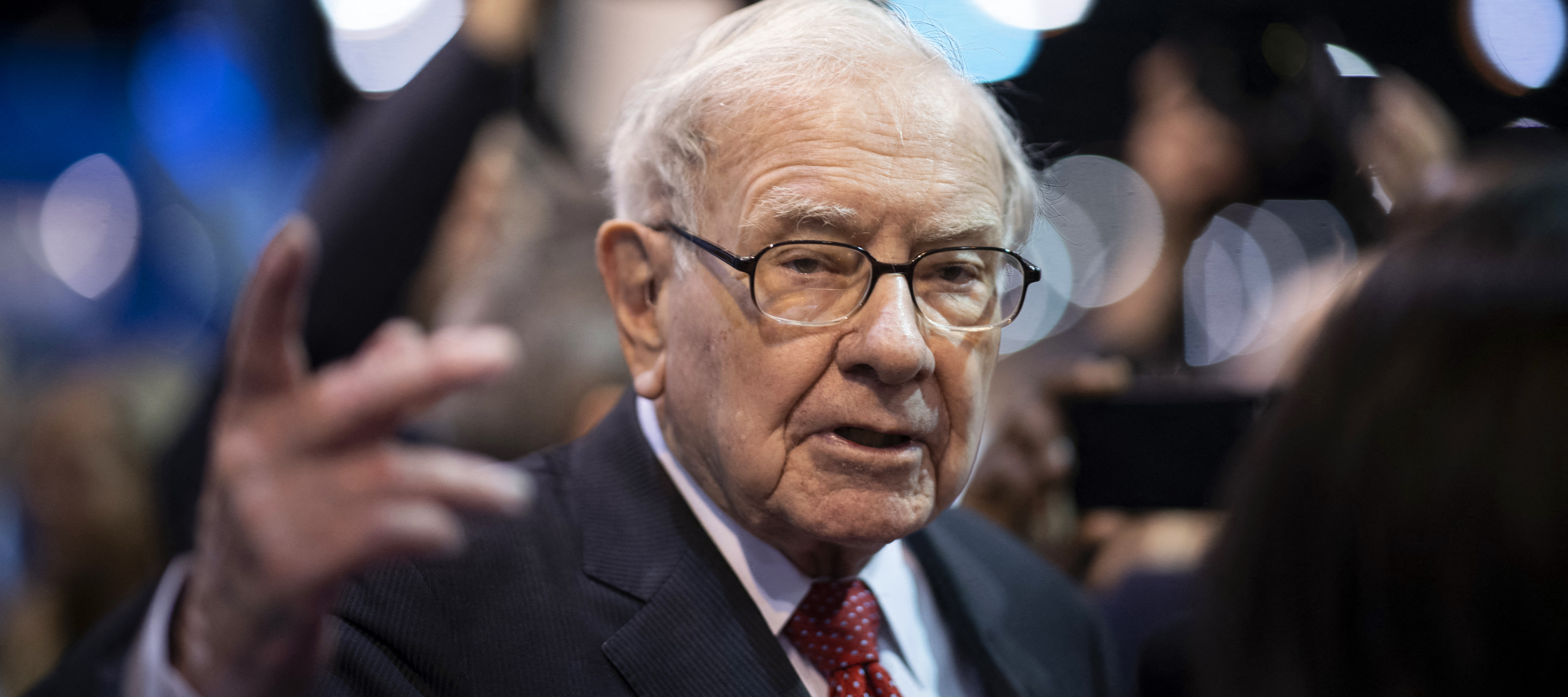 Warren Buffett says he's had no communication with Bill Gates since the Epstein Files came out.