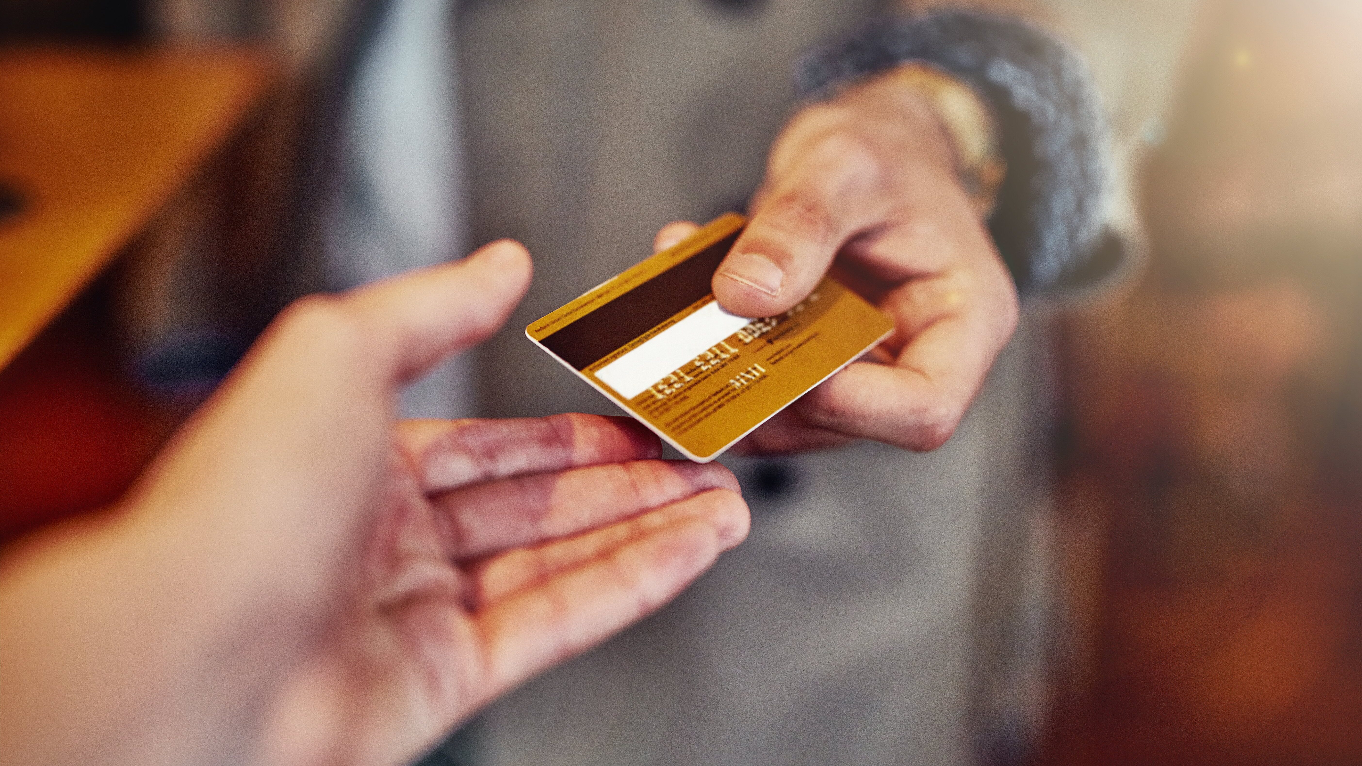 Gold-backed debit cards: a new gold rush