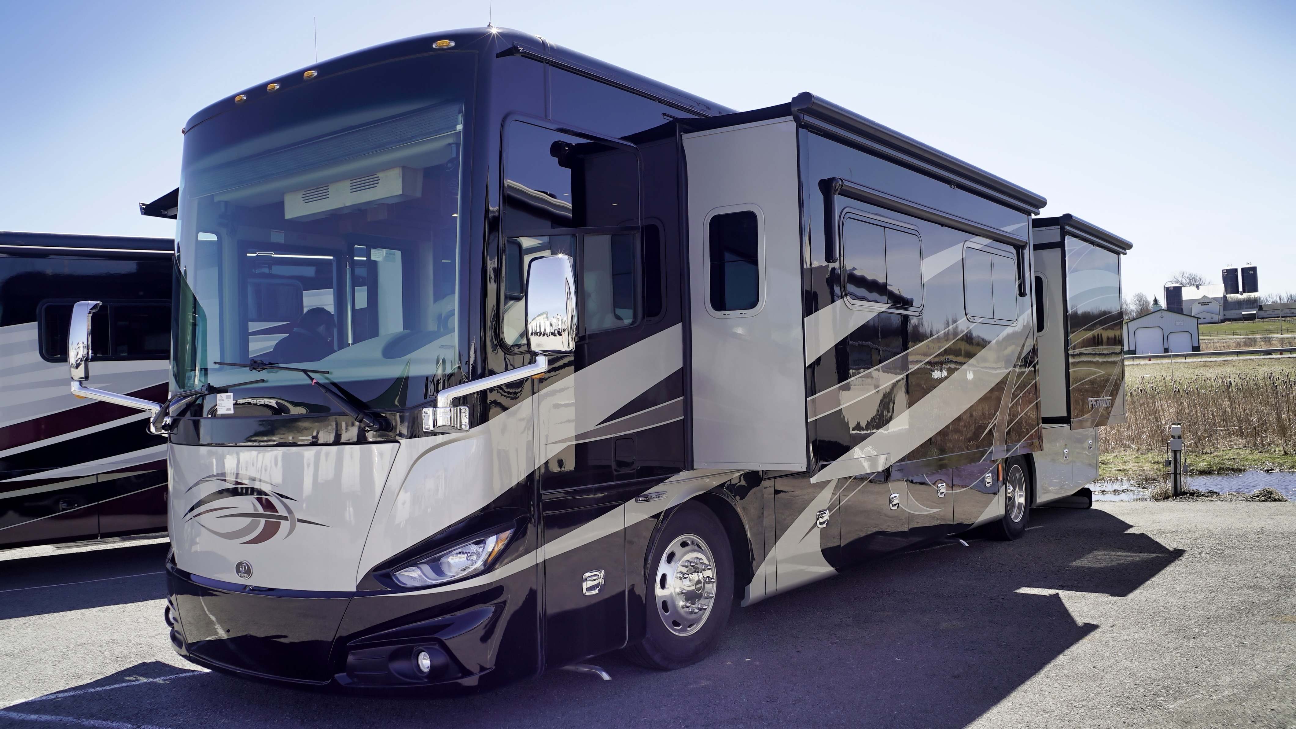 Couple's $700K 'BoomerBus' hit by $5 gas
