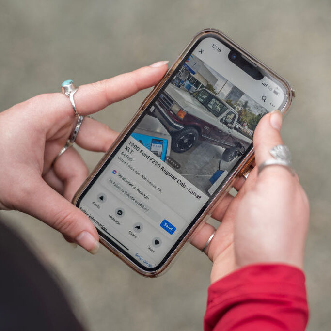 A facebook user searches for used cars on Facebook Marketplace
