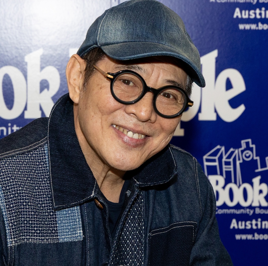 Jet Li is one of many celebrities who shops at Costco.