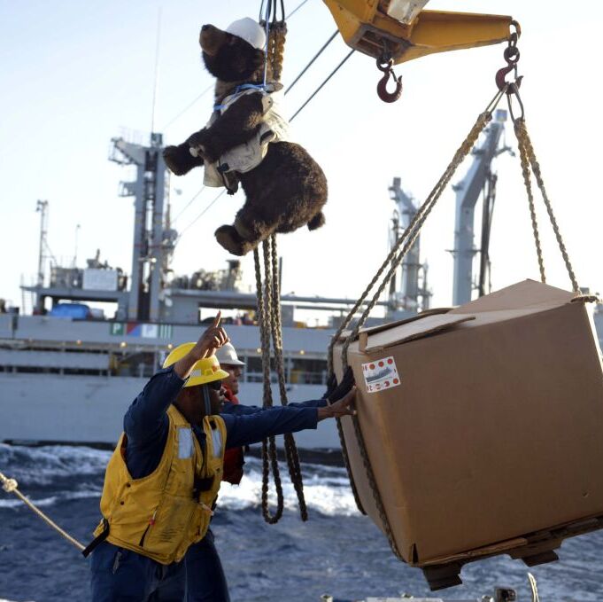 Sailors aboard the Arleigh Burke-class guided-missile destroyer USS William P. Lawrence send cargo to the Military Sealift Command fleet replenishment oiler USNS Rappahannock