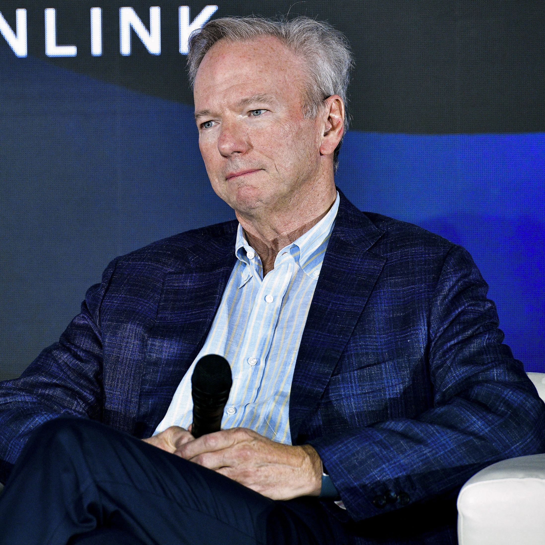 Eric Schmidt speaks at Chainlink's SmartCon 2022 Web3 Conference.