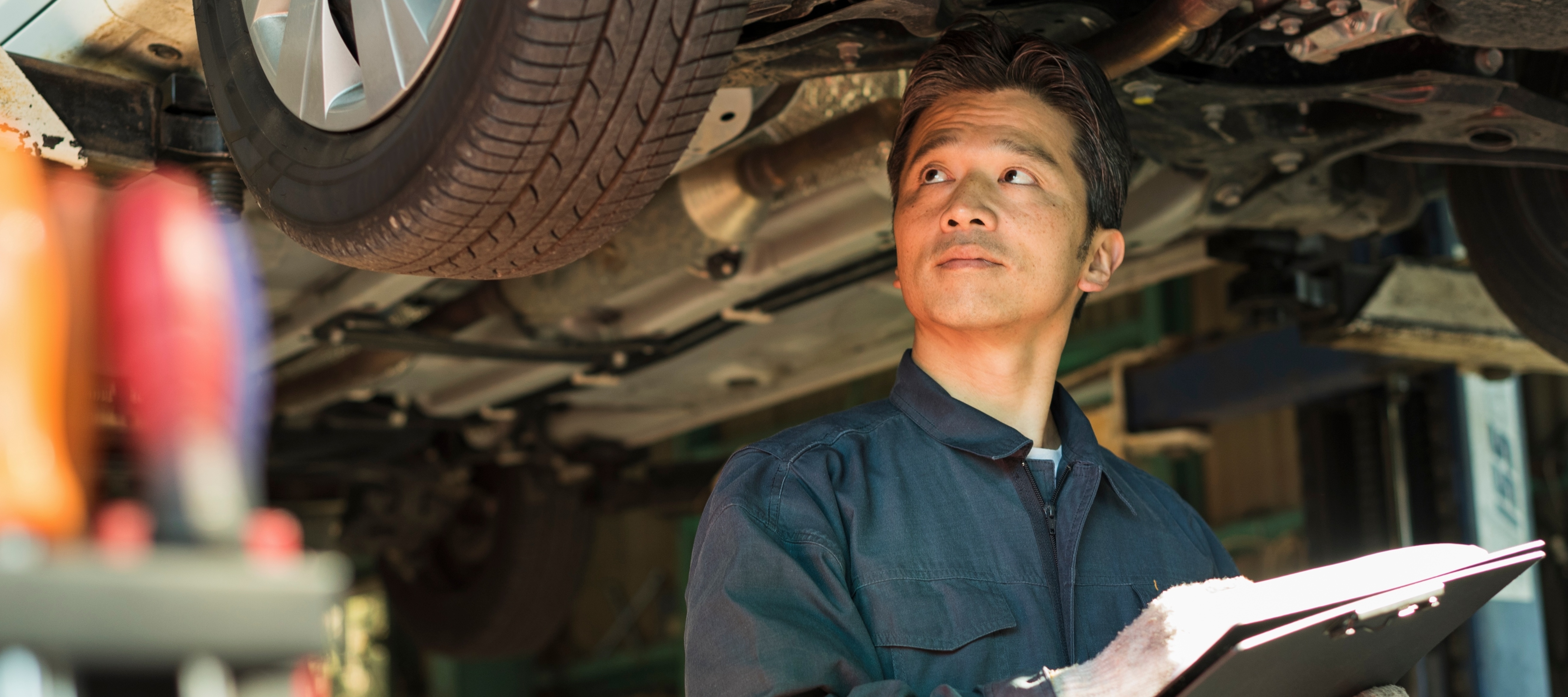 Juan, a 45-year-old auto mechanic, forgot all about an old employer 401(k) plan. What are his options now?