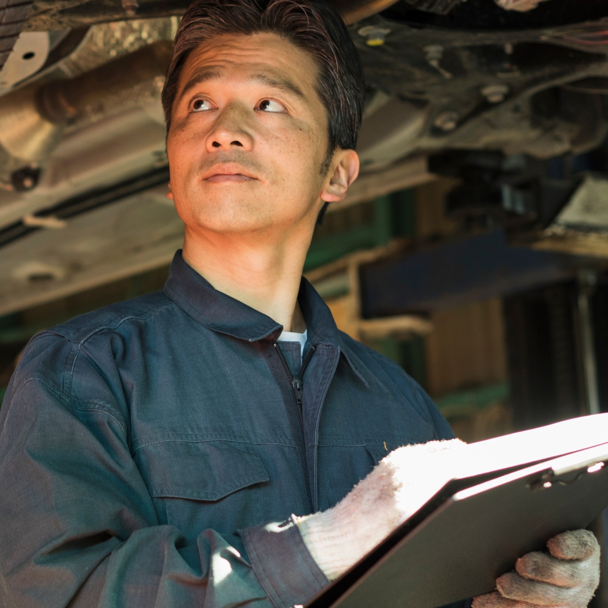 Juan, a 45-year-old auto mechanic, forgot all about an old employer 401(k) plan. What are his options now?