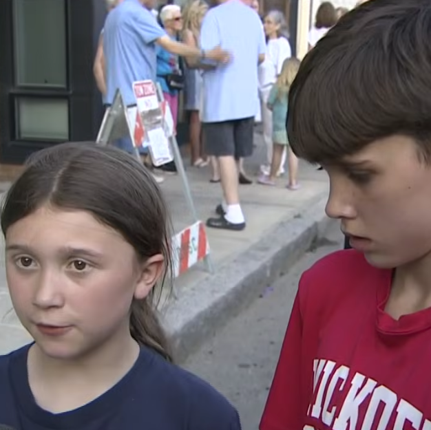 David and Juliette Byrne share their scary story with 7NEWS Boston.