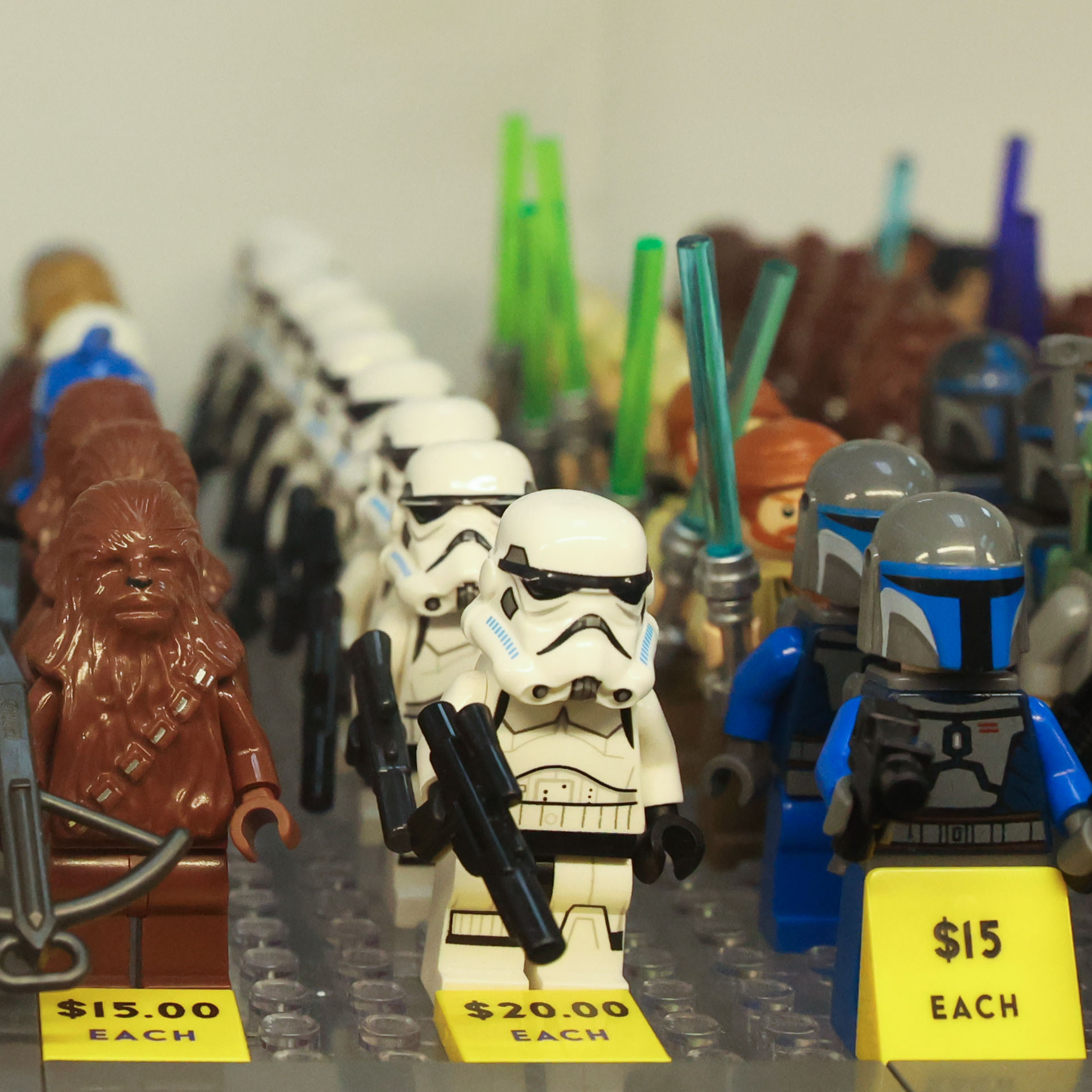 Star Wars branded Legos are at the heart of a convoluted dispute involving a consignment store in Oregon.