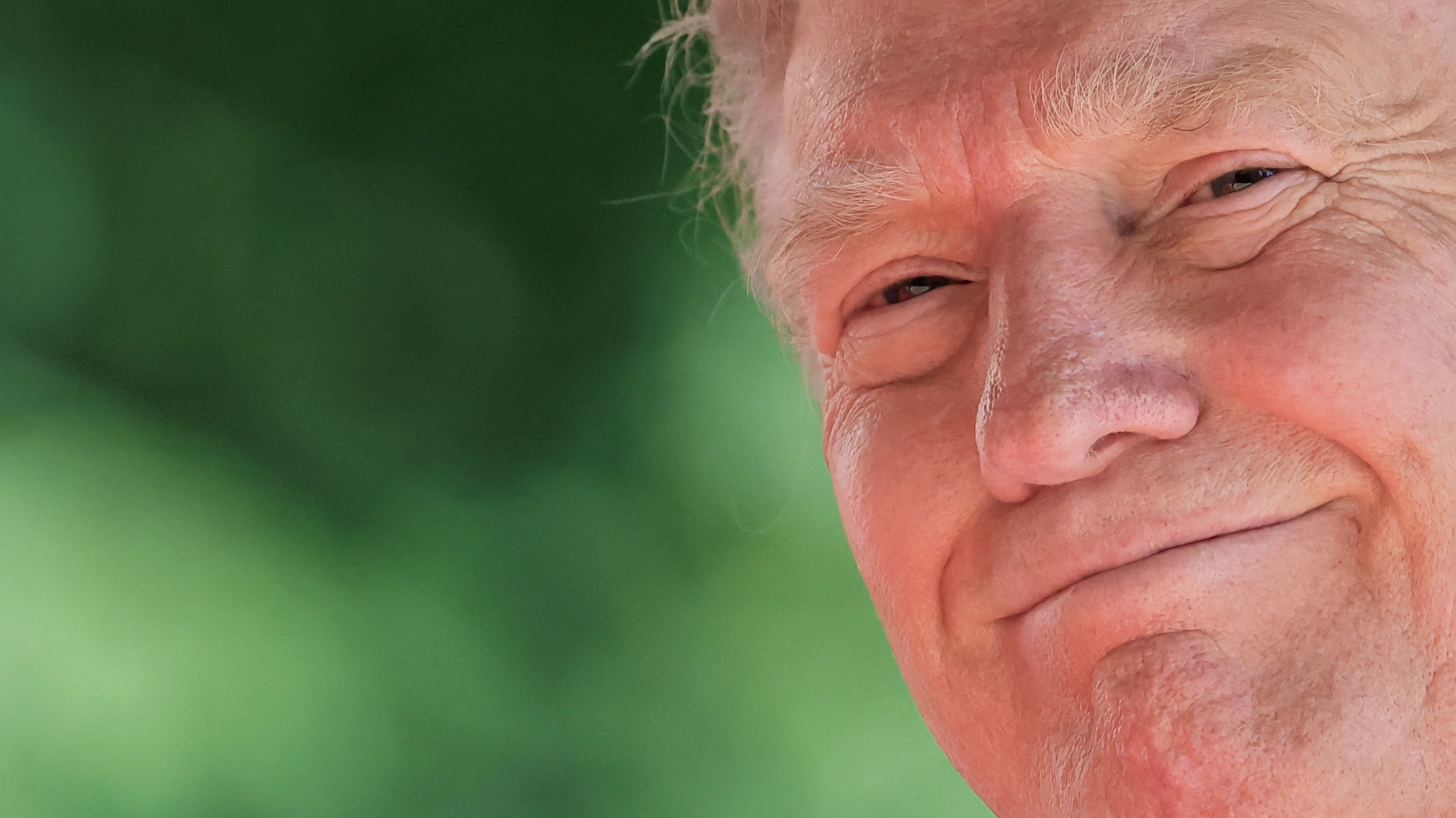 Trump praises Micron, raising ethics concerns due to stock ownership